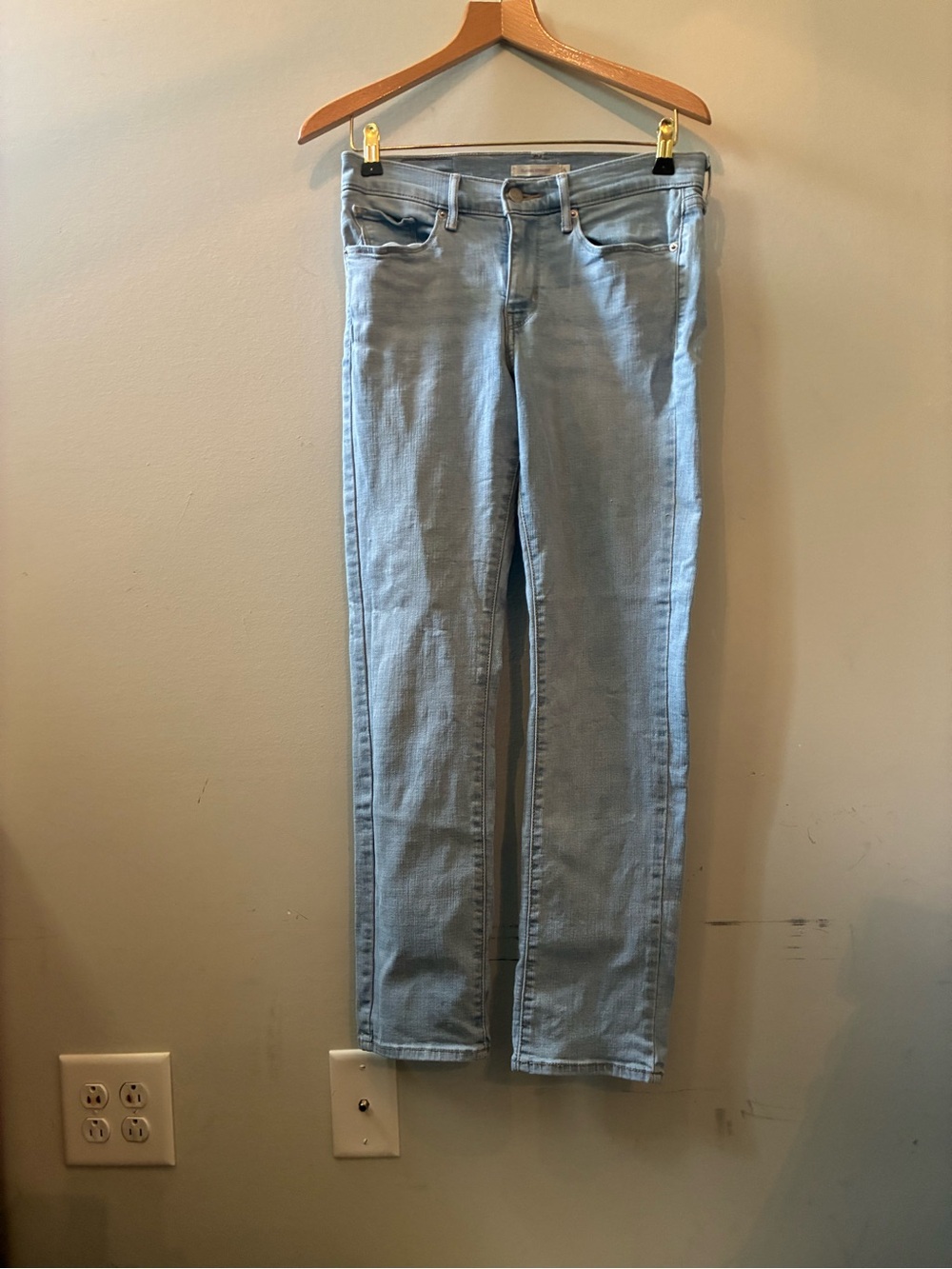 Levi's Classic Straight Fit Light Wash Denim Jeans Stretch Mid Rise Pants 6 Blue